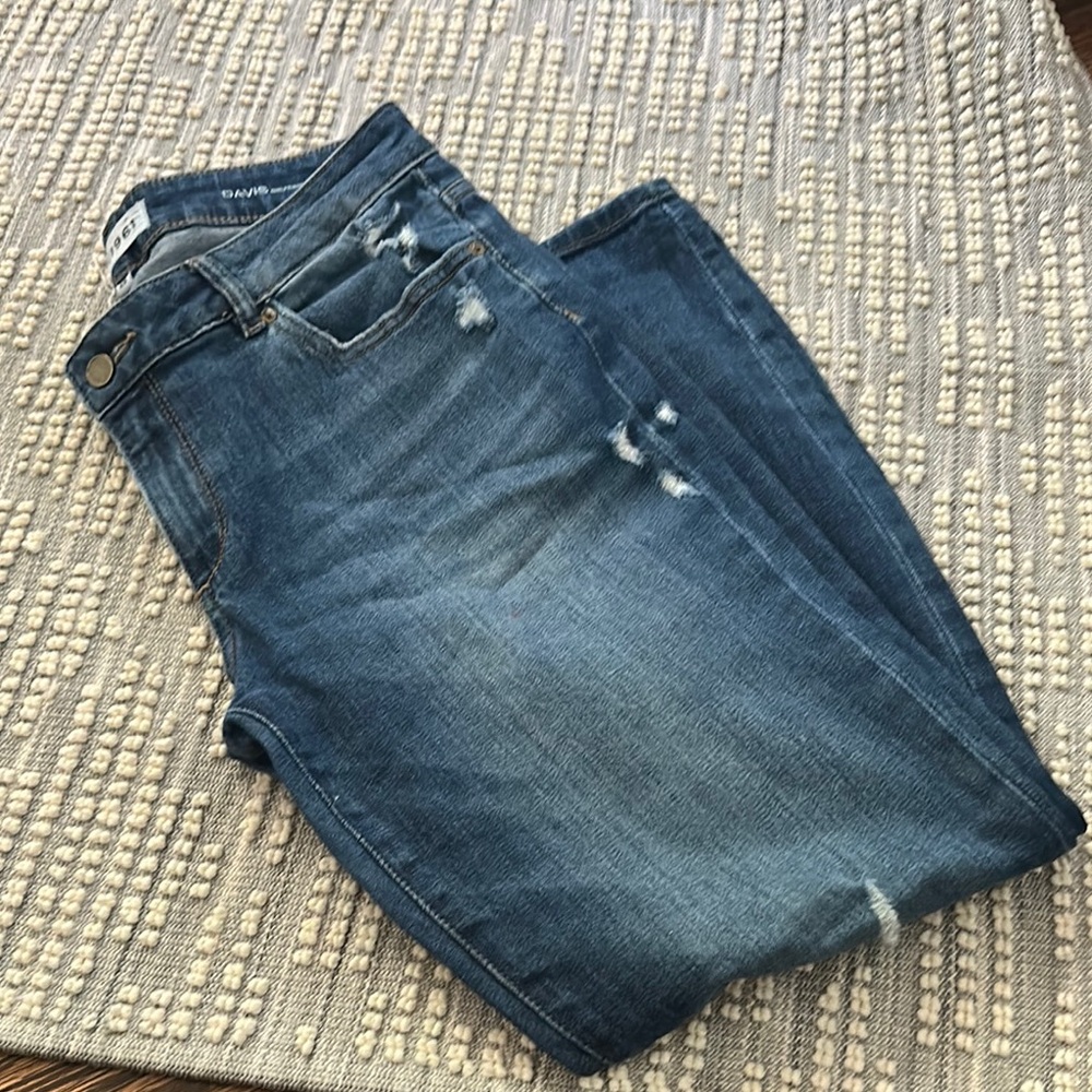 DL 1961 Davis Girlfriend Plymouth straight leg  Jeans size 29